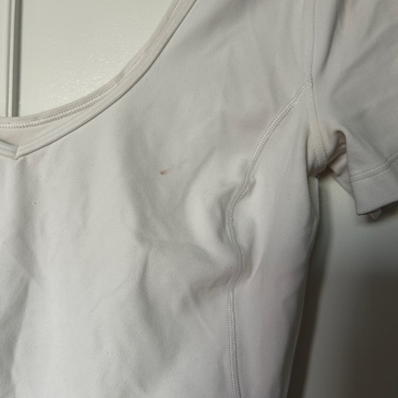 Lulu lemon top - Picture 3 of 3